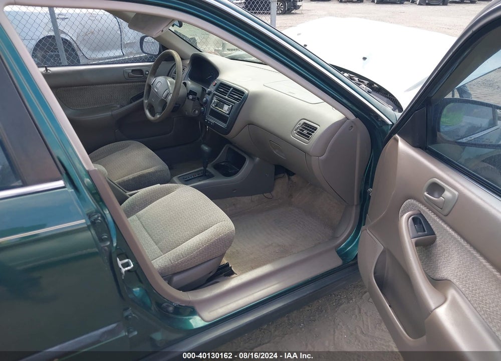 1999 HONDA CIVIC LX VIN: 2HGEJ6677XH568487