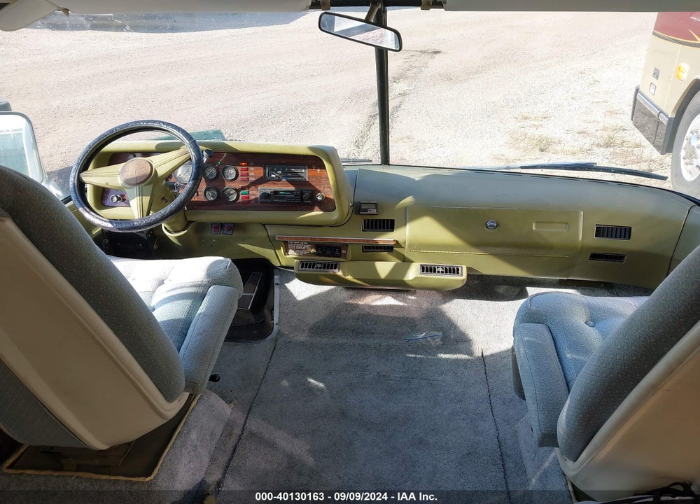1976 GMC PALM BEACH VIN: TZE166V102650