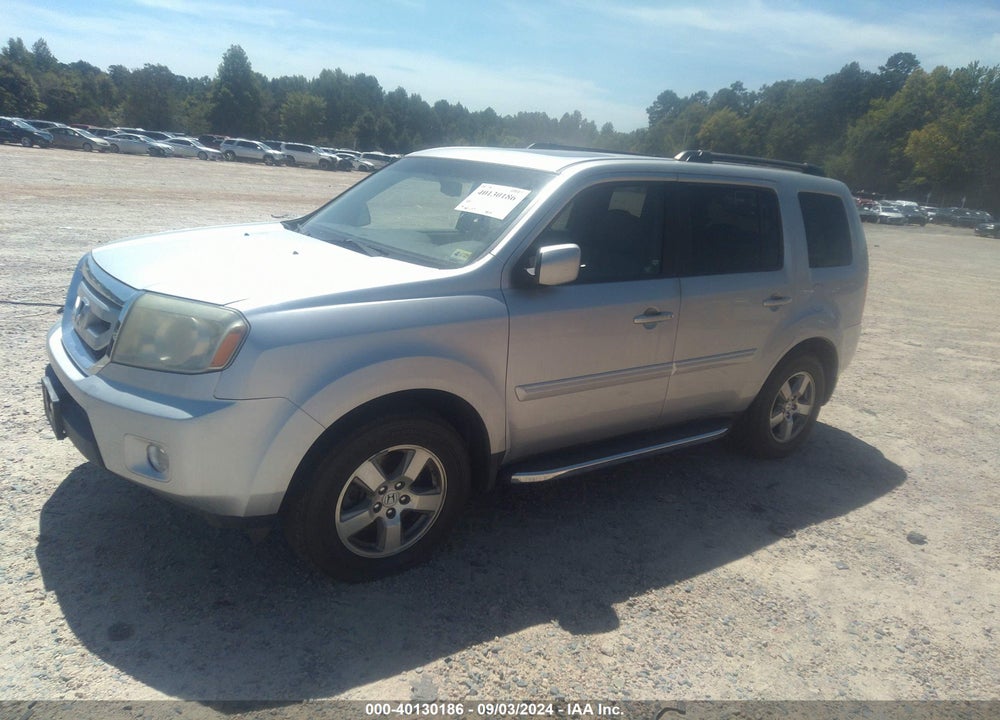 2011 HONDA PILOT EX-L VIN: 5FNYF4H59BB012760