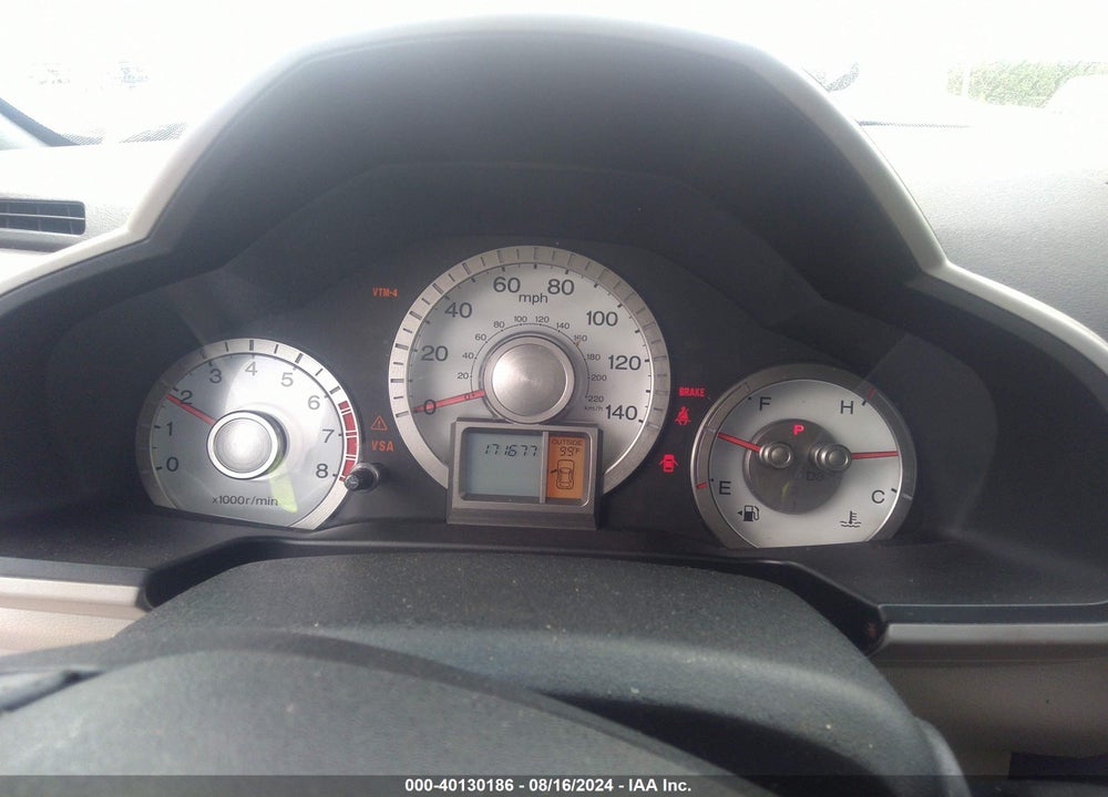 2011 HONDA PILOT EX-L VIN: 5FNYF4H59BB012760