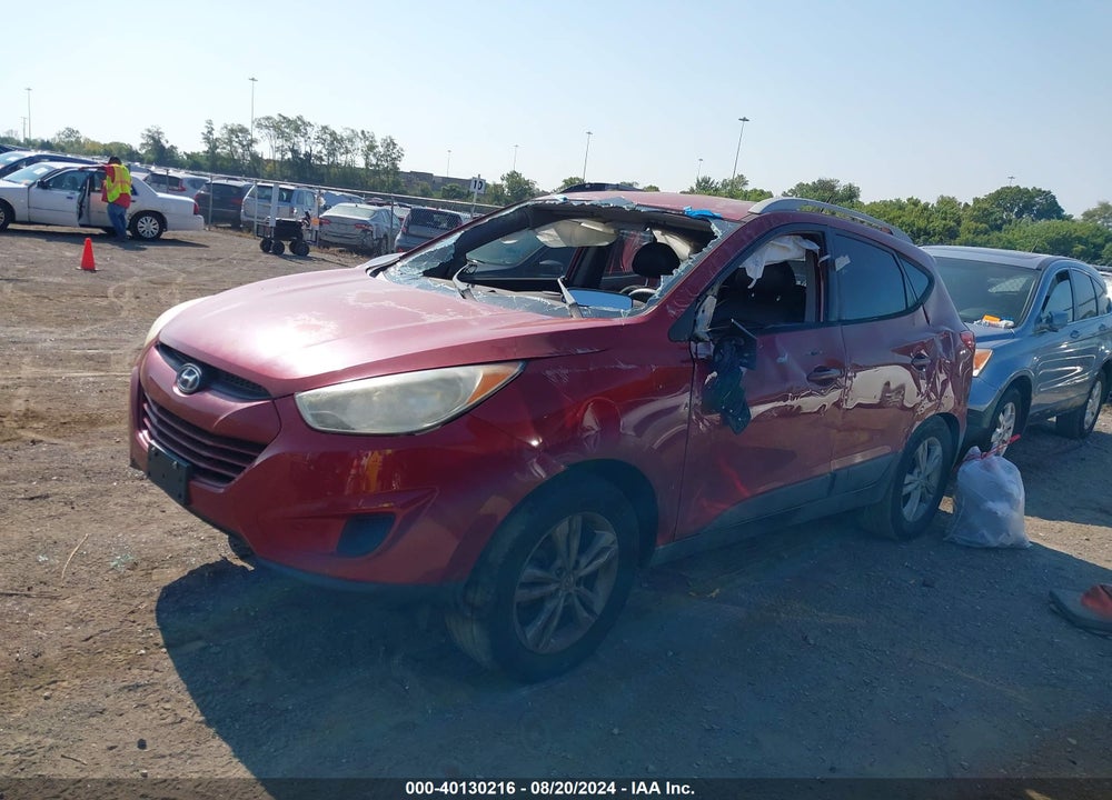 2010 HYUNDAI TUCSON GLS VIN: KM8JU3AC1AU111195