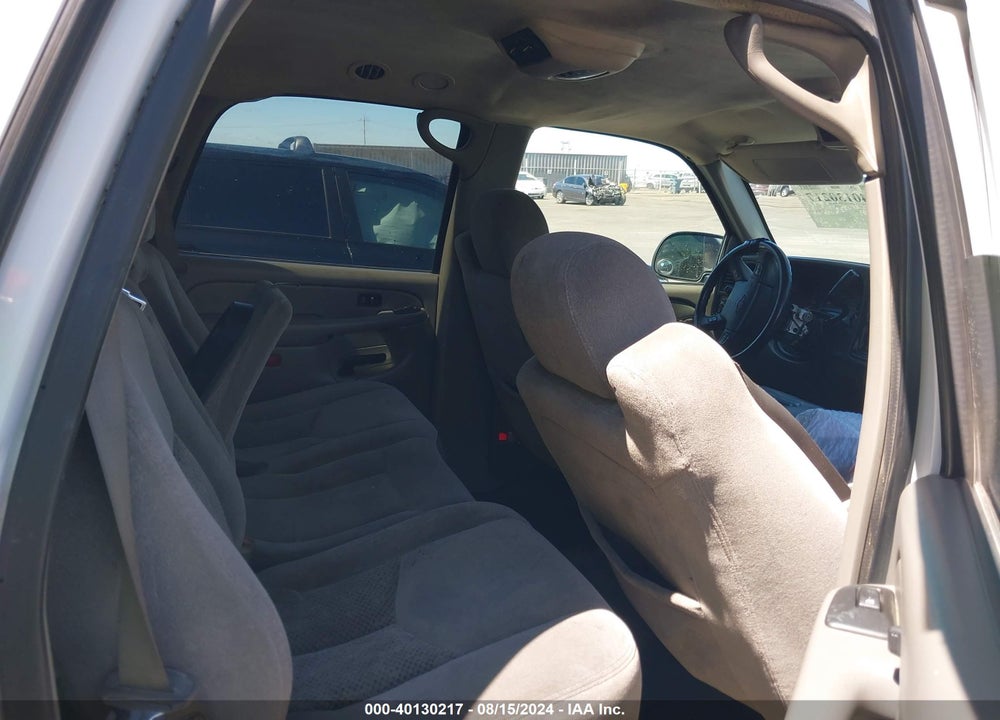 2005 CHEVROLET TAHOE LS VIN: 1GNEC13V35R240969