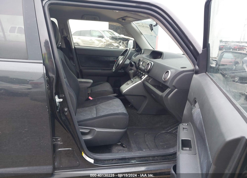 2011 SCION XB VIN: JTLZE4FE1B1120491