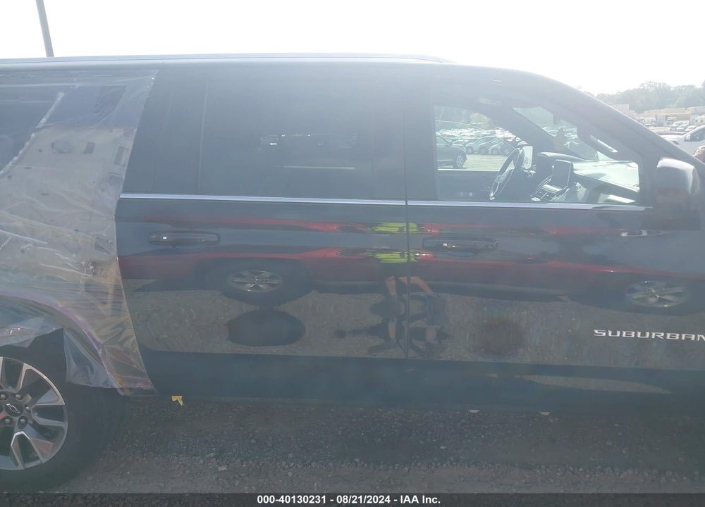 2021 CHEVROLET SUBURBAN 4WD LT VIN: 1GNSKCKD8MR266864