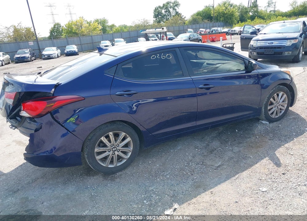 2014 HYUNDAI ELANTRA VIN: 5NPDH4AE7EH494802