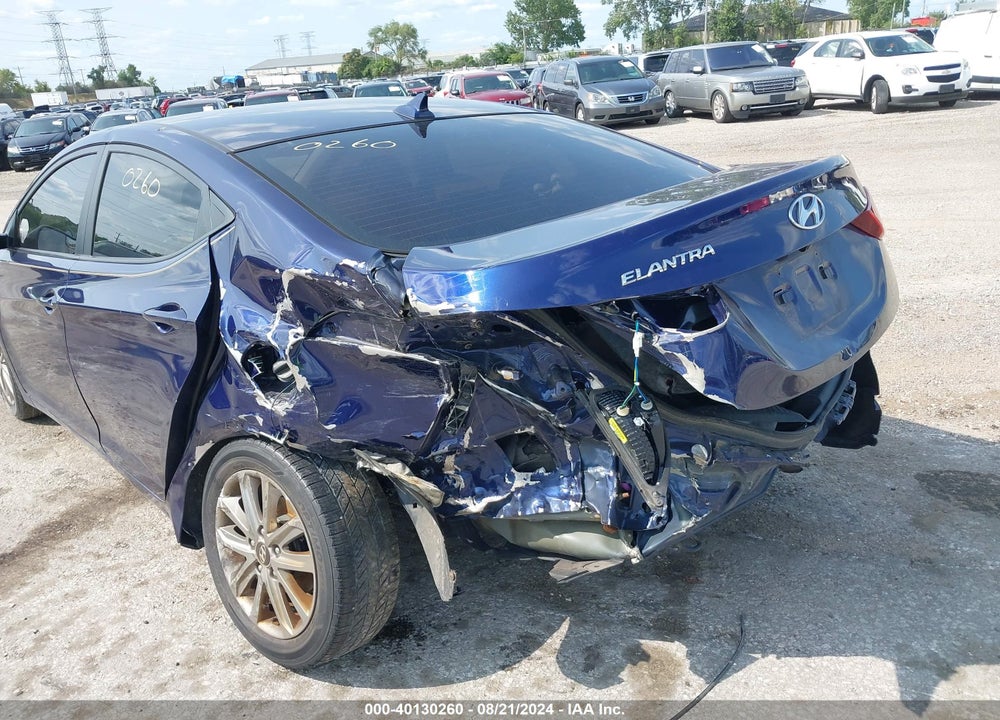 2014 HYUNDAI ELANTRA VIN: 5NPDH4AE7EH494802