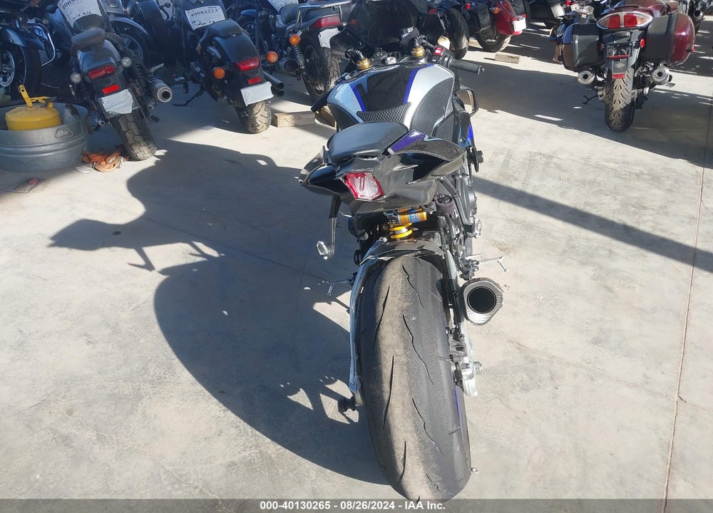 2023 YAMAHA YZFR1M VIN: JYARN67E6PA000579