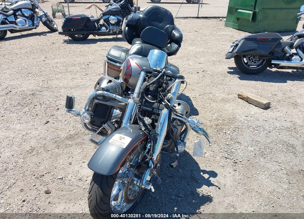 2016 HARLEY-DAVIDSON FLHTKSE CVO LIMITED VIN: 1HD1TEN16GB952668