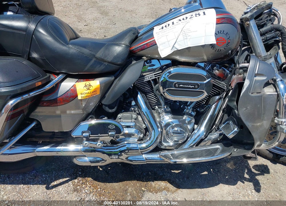 2016 HARLEY-DAVIDSON FLHTKSE CVO LIMITED VIN: 1HD1TEN16GB952668