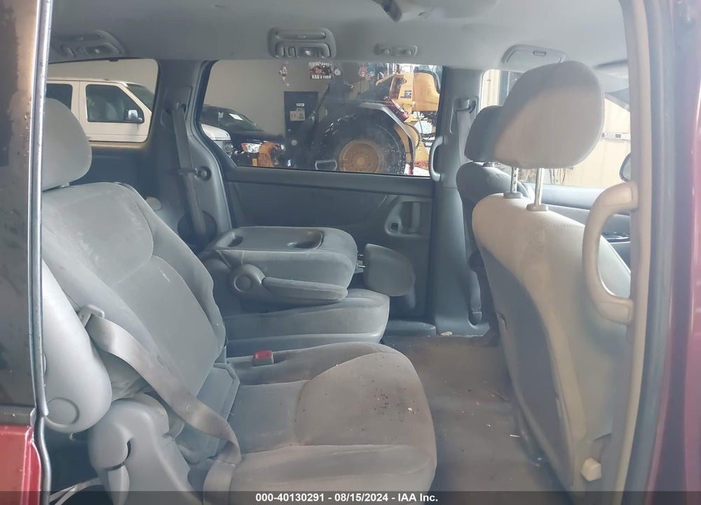 2004 TOYOTA SIENNA LE VIN: 5TDBA23C54S014972