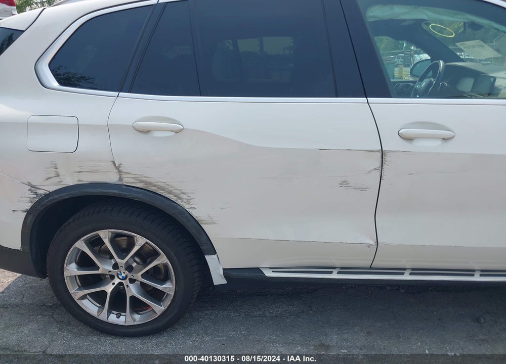 2023 BMW X5 VIN: 5UXCR6C08P9P66953