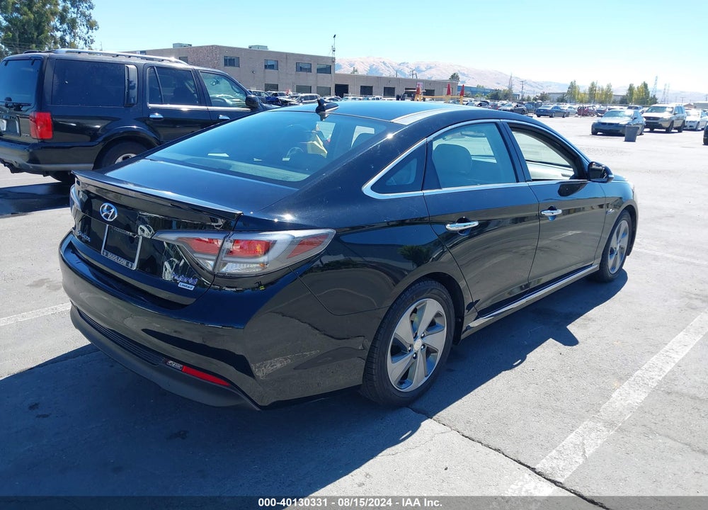2016 HYUNDAI SONATA HYBRID LIMITED VIN: KMHE34L1XGA029790