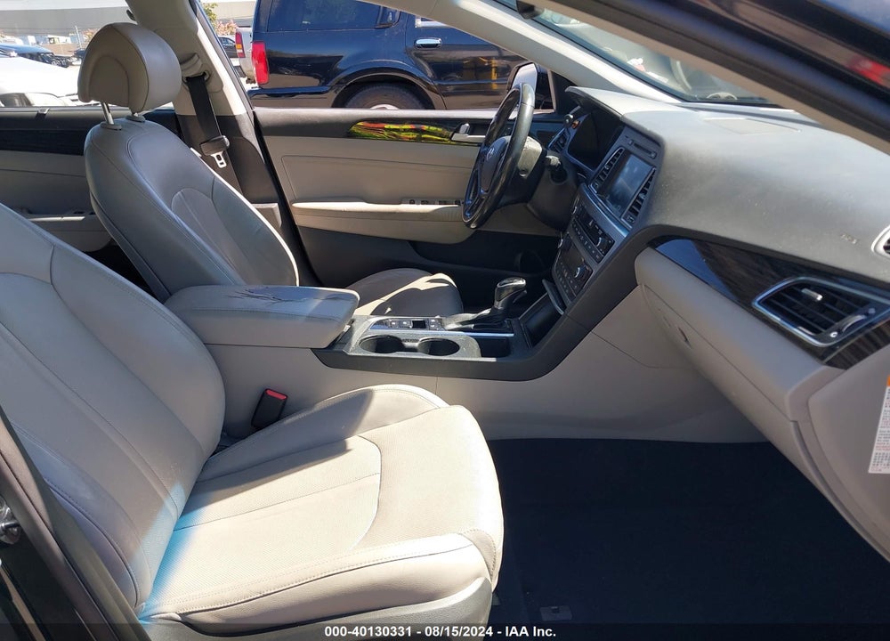 2016 HYUNDAI SONATA HYBRID LIMITED VIN: KMHE34L1XGA029790