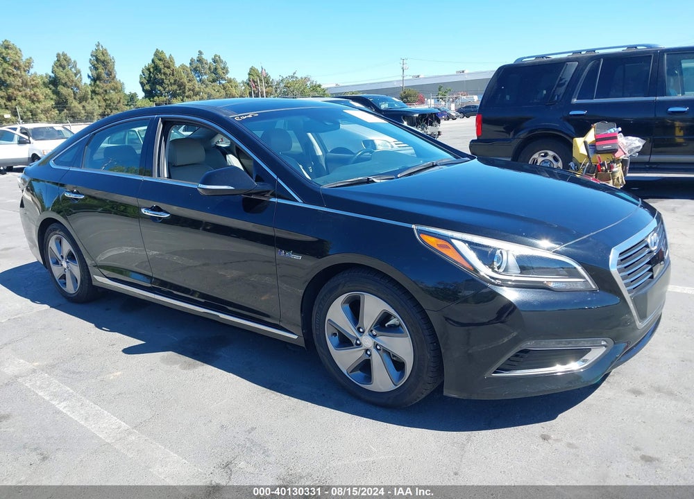 2016 HYUNDAI SONATA HYBRID LIMITED VIN: KMHE34L1XGA029790