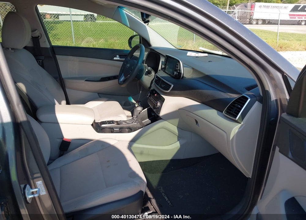 2019 HYUNDAI TUCSON VALUE VIN: KM8J33A45KU986857