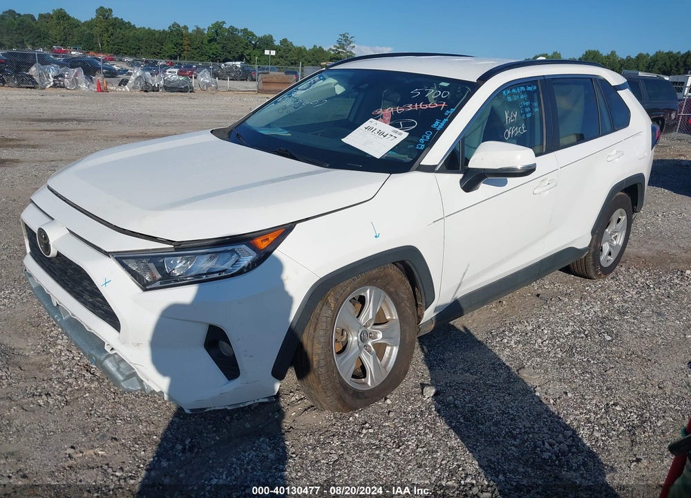2020 TOYOTA RAV4 XLE VIN: 2T3W1RFV8LW095700