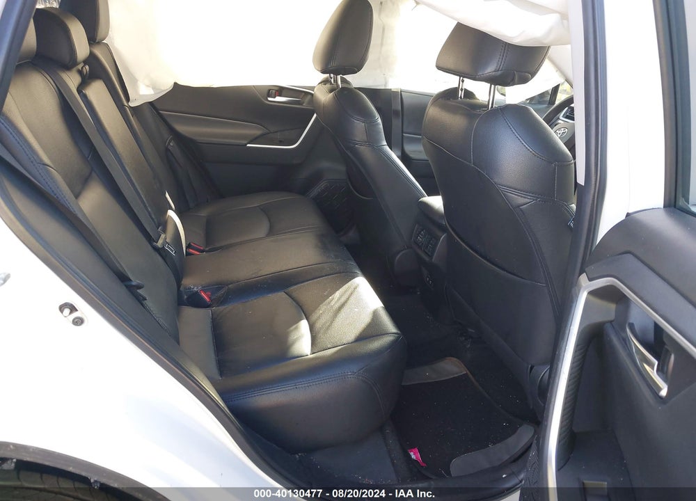 2020 TOYOTA RAV4 XLE VIN: 2T3W1RFV8LW095700