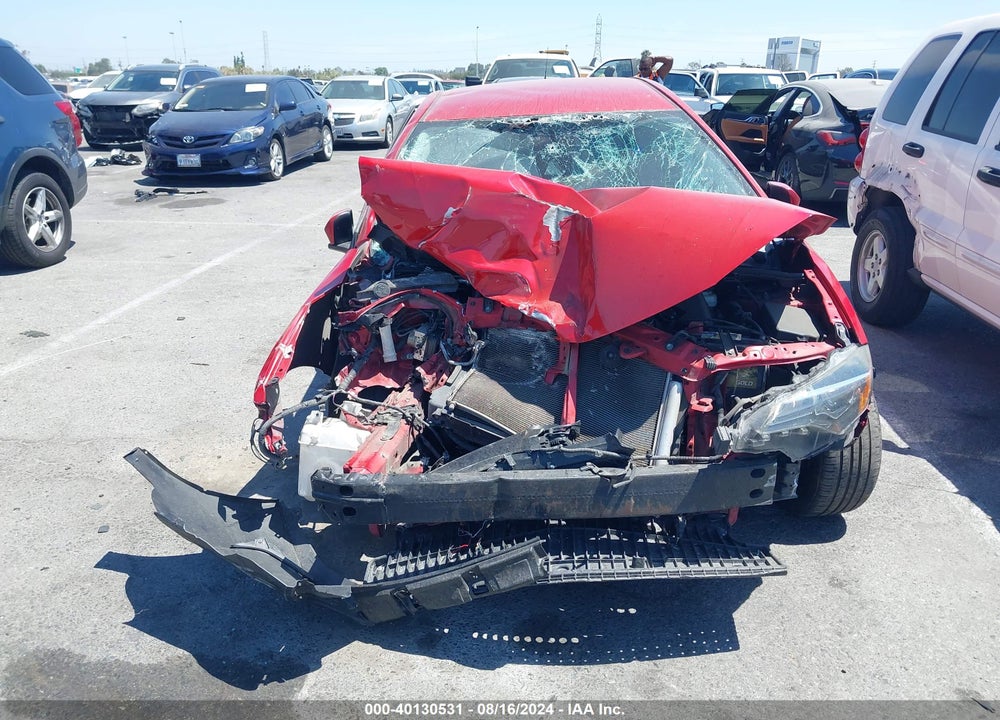 2019 TOYOTA COROLLA LE VIN: 2T1BURHE1KC139788