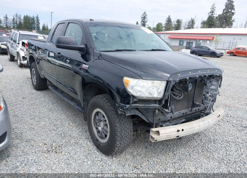2011 TOYOTA TUNDRA GRADE 5.7L V8 VIN: 5TFUY5F18BX180622