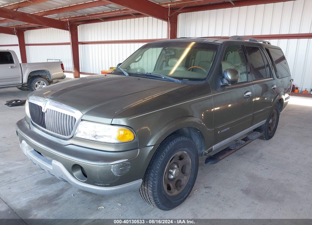 2001 LINCOLN NAVIGATOR VIN: 5LMFU28RX1LJ28591