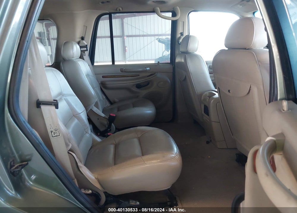 2001 LINCOLN NAVIGATOR VIN: 5LMFU28RX1LJ28591