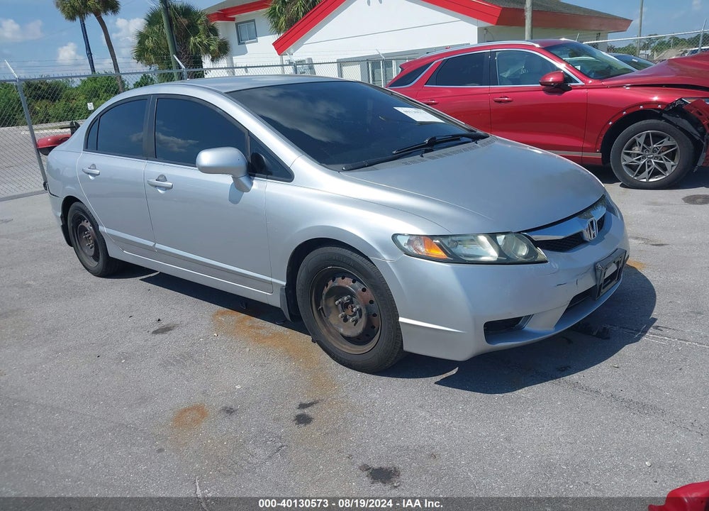 2010 HONDA CIVIC LX VIN: 19XFA1E56AE030095