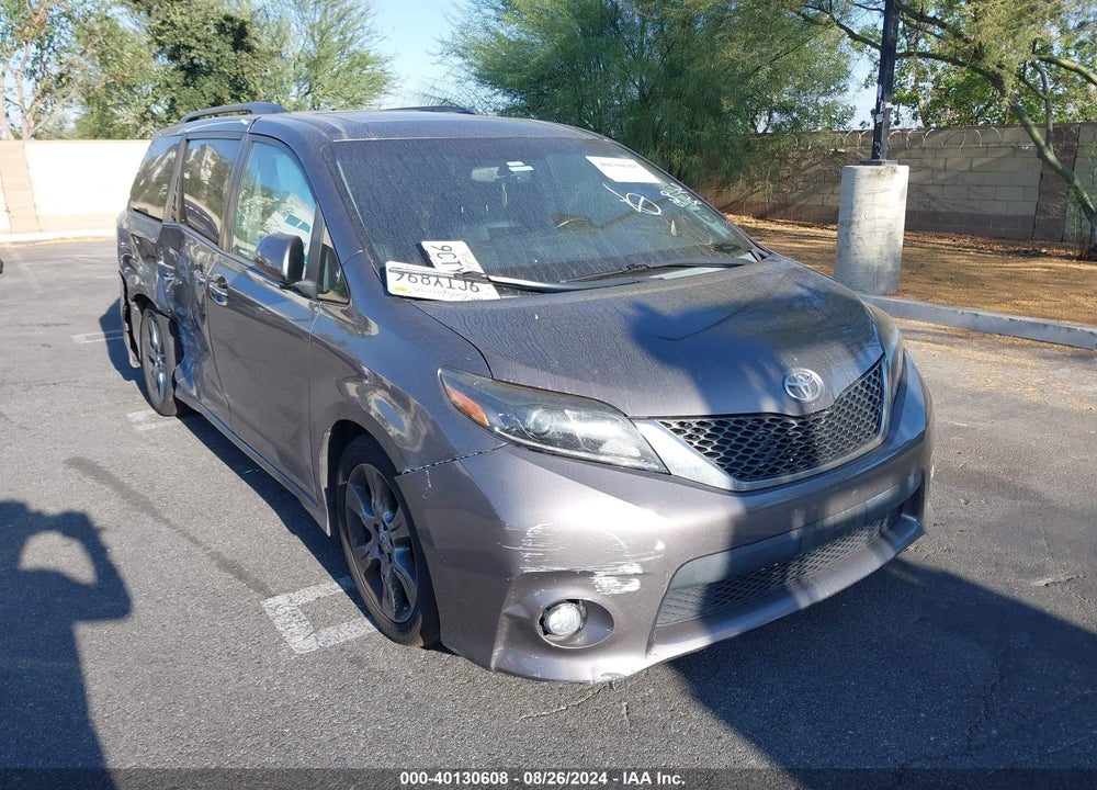 2015 TOYOTA SIENNA SE PREMIUM 8 PASSENGER VIN: 5TDXK3DCXFS598800