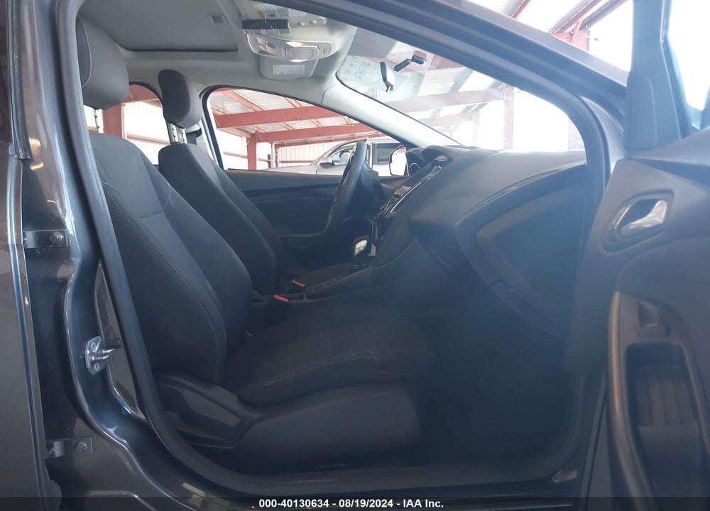 2018 FORD FOCUS SEL VIN: 1FADP3M27JL293315
