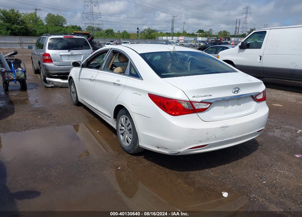 2013 HYUNDAI SONATA GLS VIN: 5NPEB4AC6DH511947