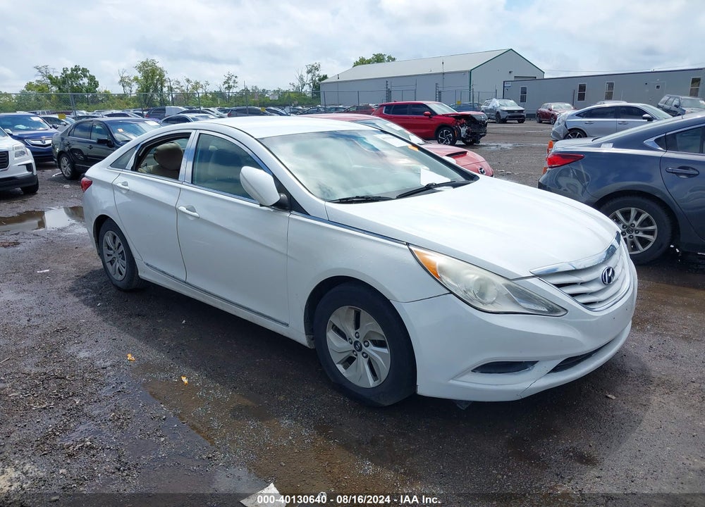 2013 HYUNDAI SONATA GLS VIN: 5NPEB4AC6DH511947