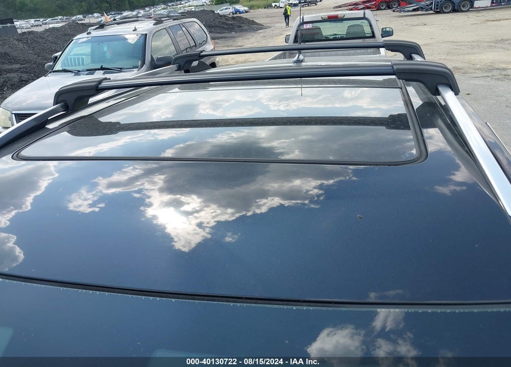 2011 CADILLAC SRX LUXURY COLLECTION VIN: 3GYFNAEY2BS670011