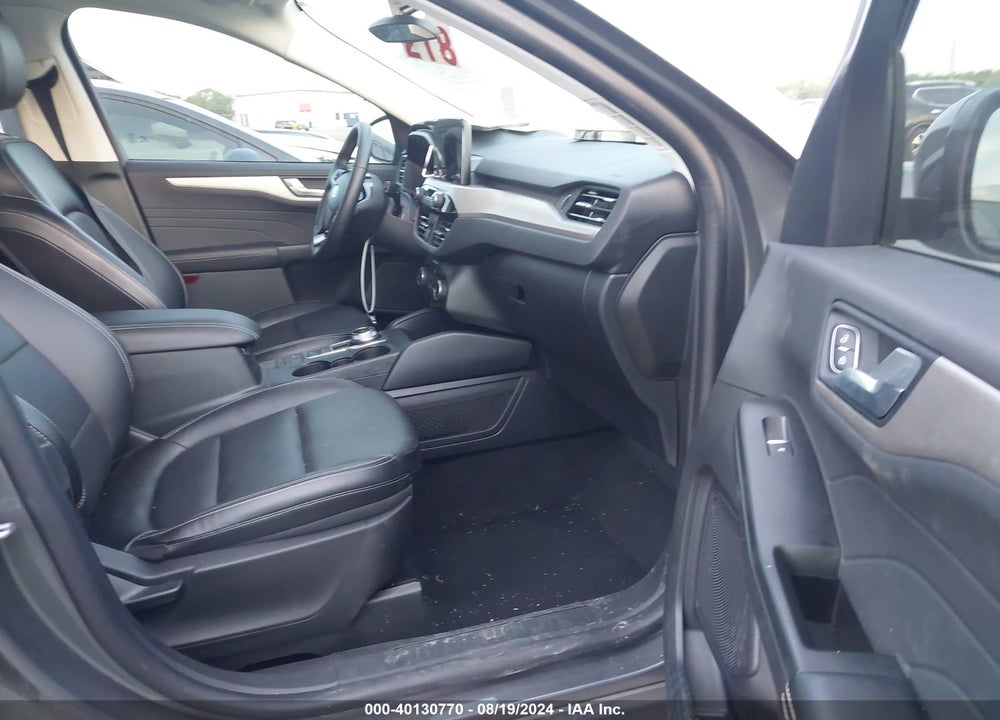 2022 FORD ESCAPE SEL VIN: 1FMCU0H67NUB87808