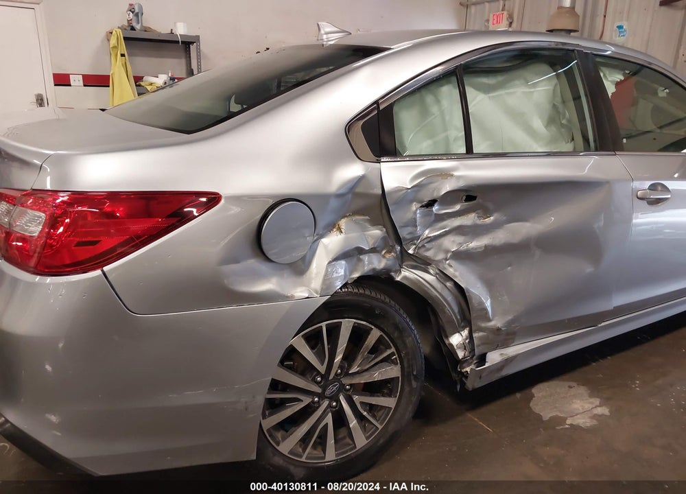 2018 SUBARU LEGACY 2.5I PREMIUM VIN: 4S3BNAC60J3004808