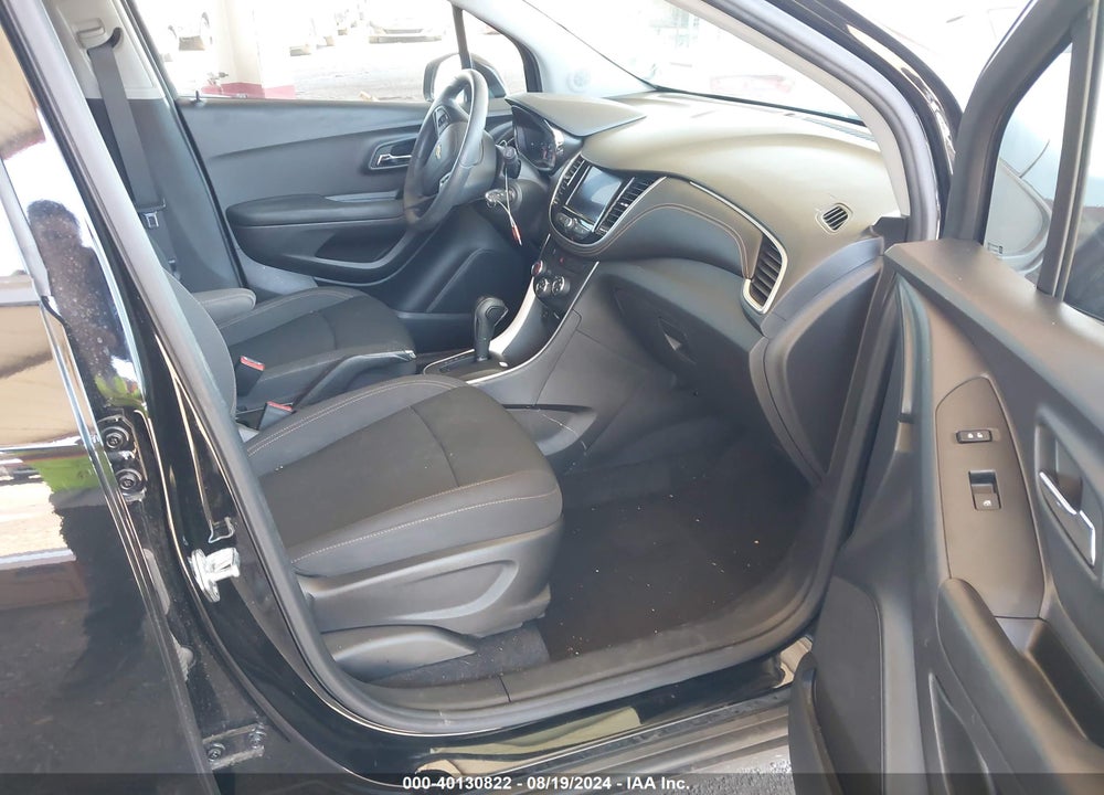 2022 CHEVROLET TRAX FWD LS VIN: KL7CJKSM0NB530676