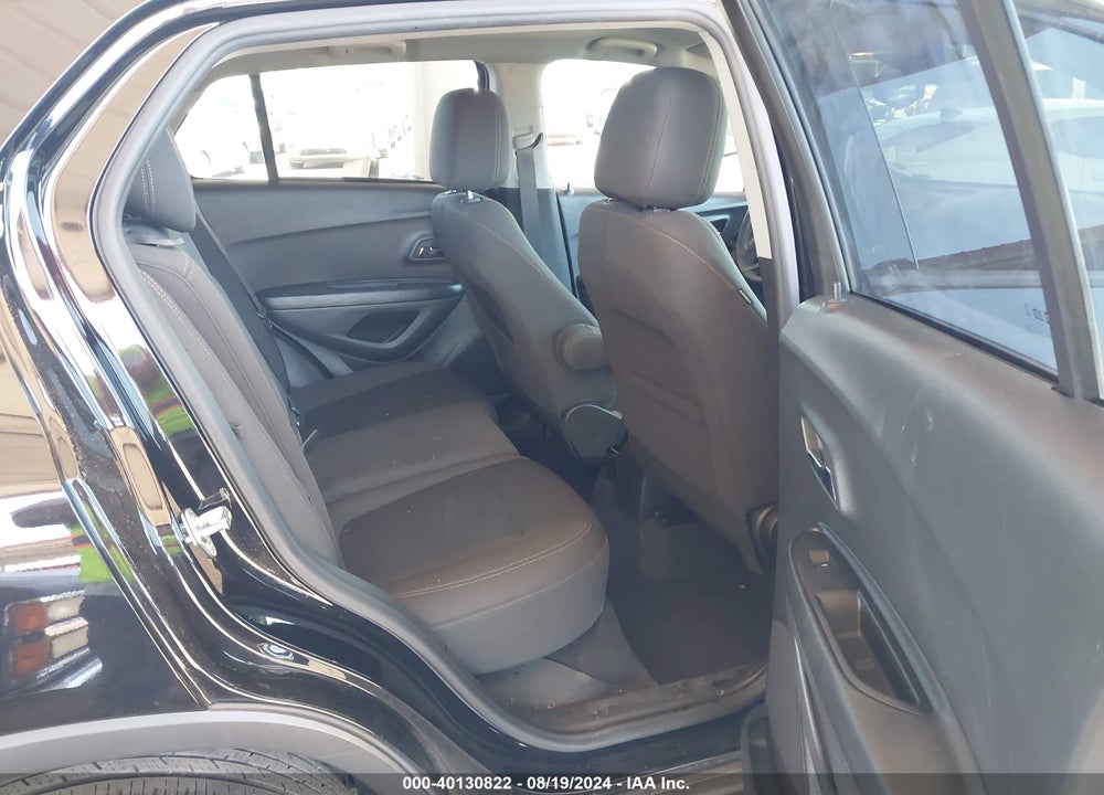 2022 CHEVROLET TRAX FWD LS VIN: KL7CJKSM0NB530676