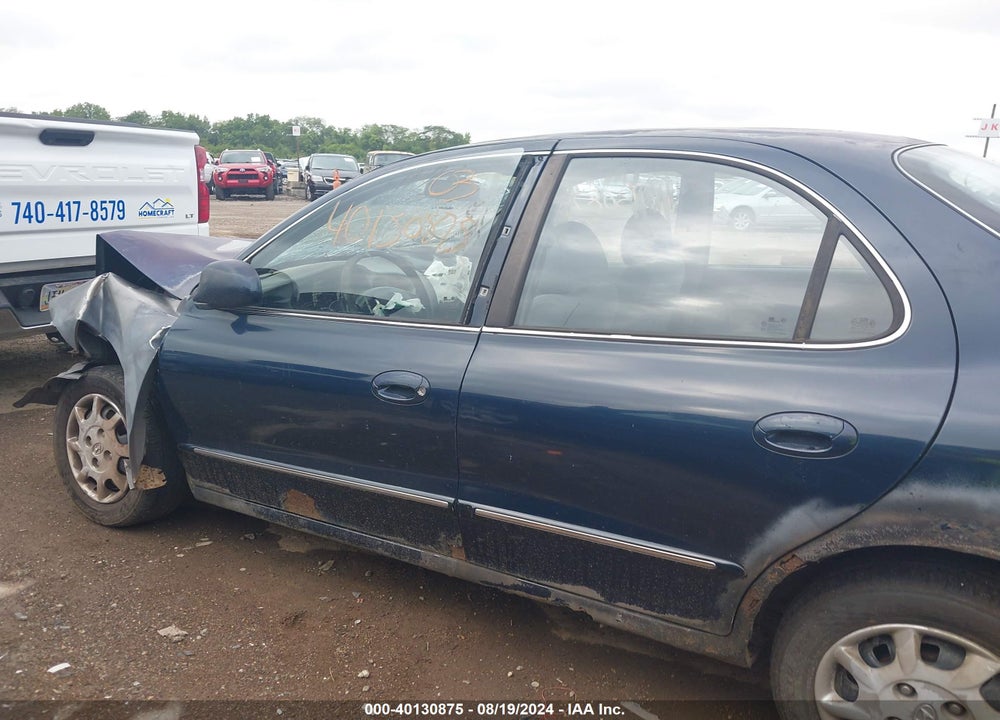 2000 HYUNDAI ELANTRA GLS VIN: KMHJF35F6YU051049