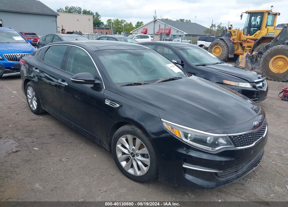 2016 KIA OPTIMA EX VIN: 5XXGU4L32GG079132