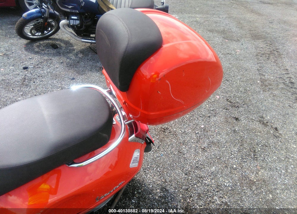 2021 VESPA GTS 300 SUPER VIN: ZAPMA39M2M5100744