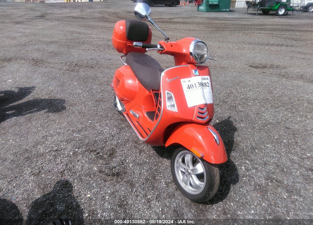 2021 VESPA GTS 300 SUPER VIN: ZAPMA39M2M5100744