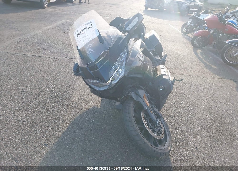 2021 HONDA GL1800 D VIN: JH2SC7958MK300734