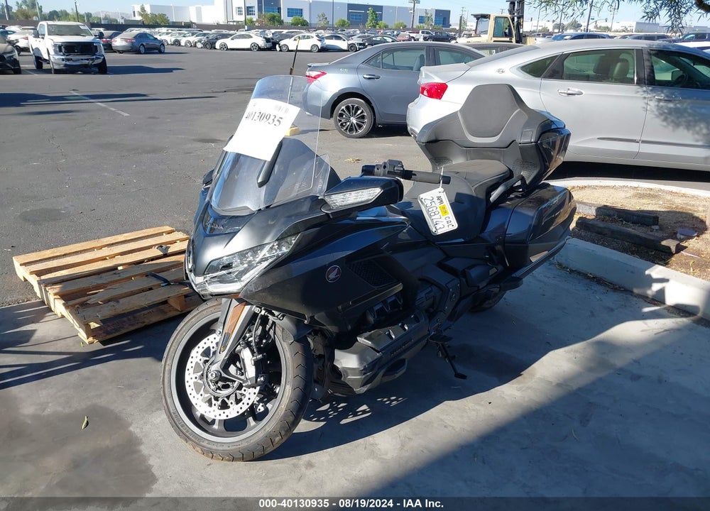 2021 HONDA GL1800 D VIN: JH2SC7958MK300734