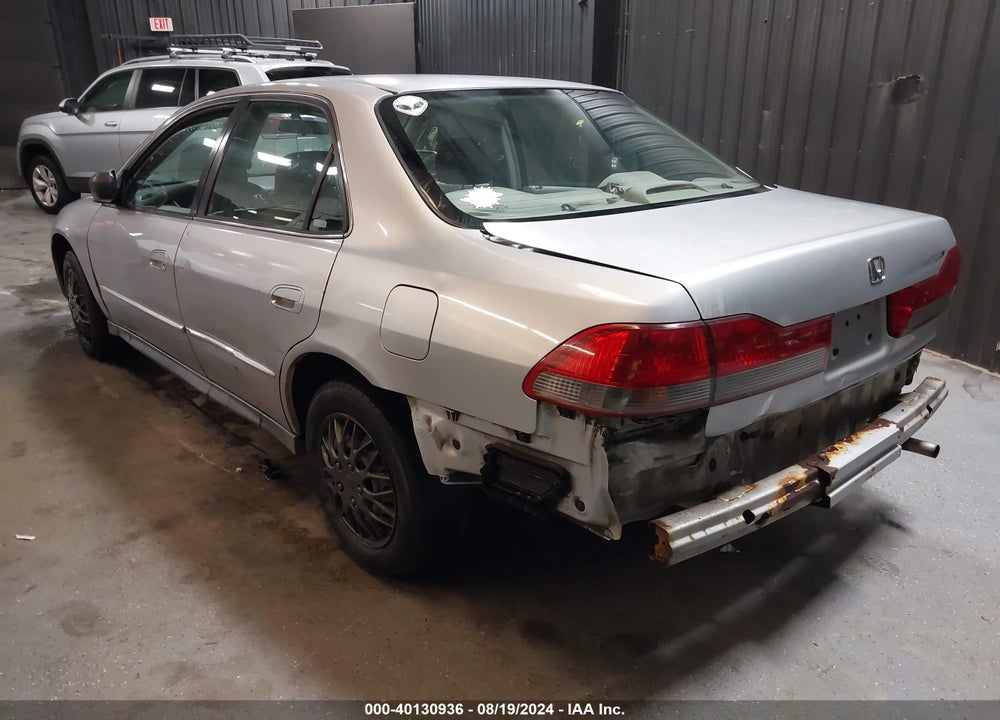 2002 HONDA ACCORD 2.3 LX VIN: 1HGCG66582A144120