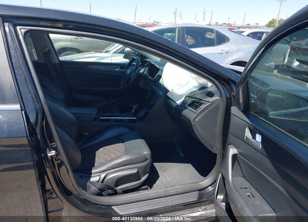 2015 HYUNDAI SONATA SPORT VIN: 5NPE34AF1FH089449