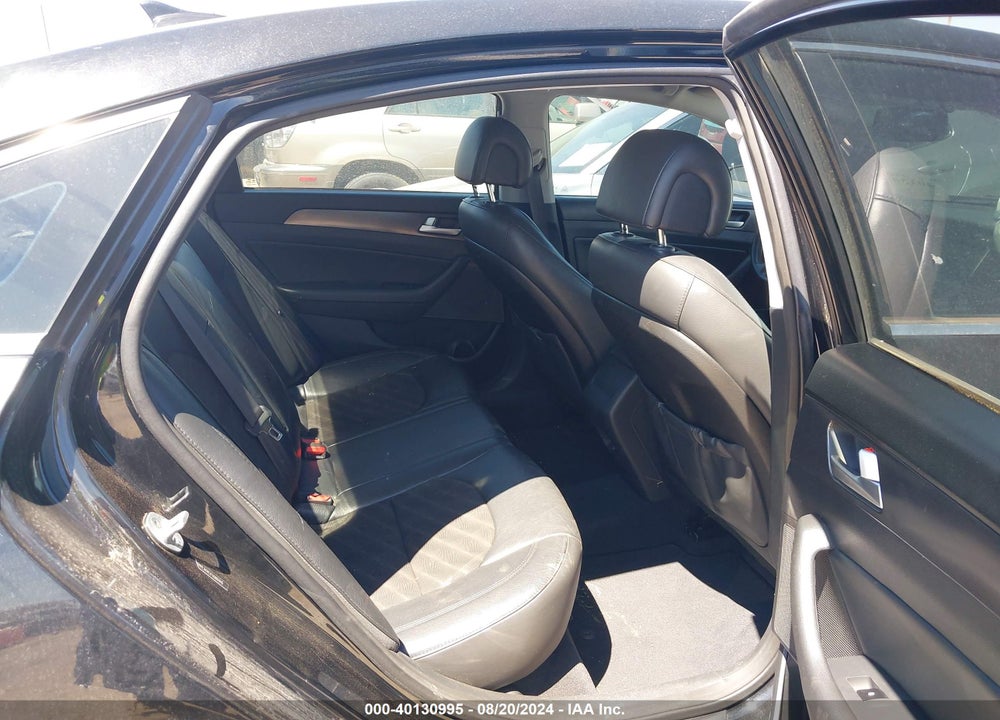 2015 HYUNDAI SONATA SPORT VIN: 5NPE34AF1FH089449