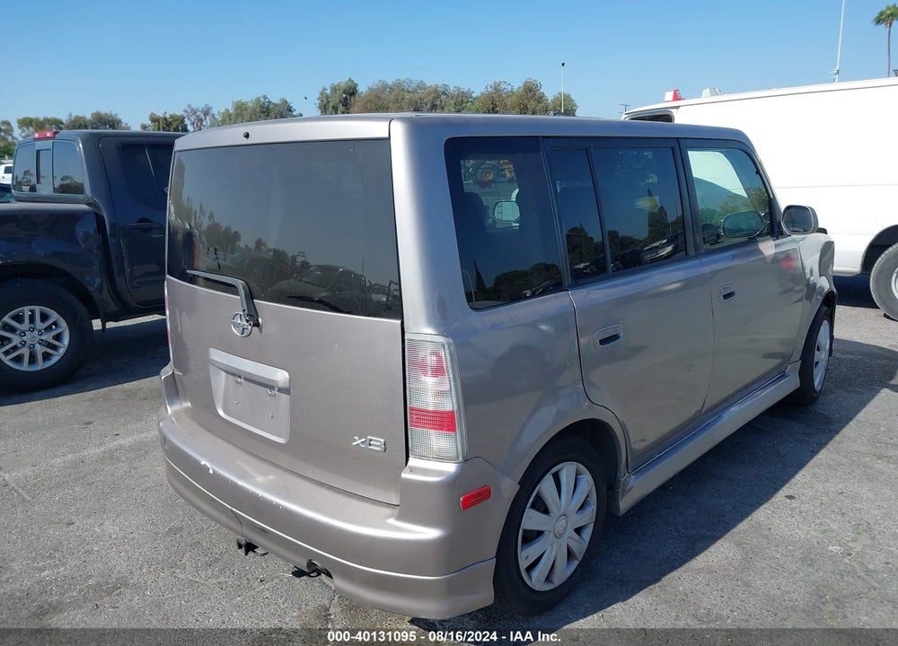 2005 SCION XB VIN: JTLKT324350192480
