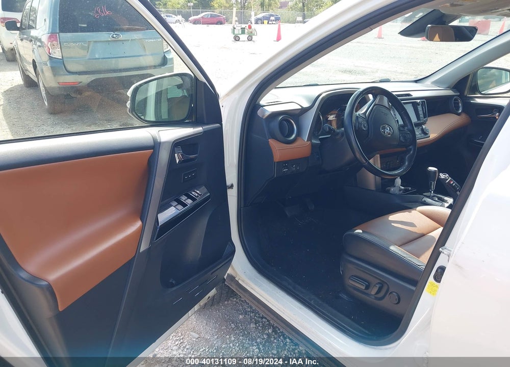 2018 TOYOTA RAV4 HYBRID LIMITED VIN: JTMDJREV9JD174943