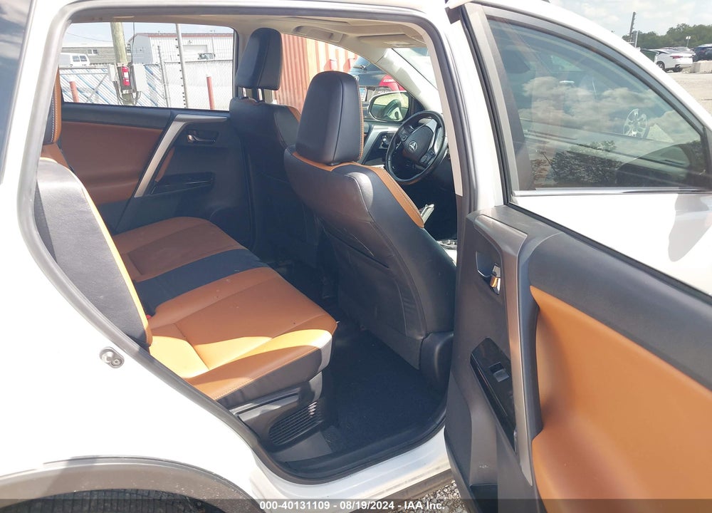 2018 TOYOTA RAV4 HYBRID LIMITED VIN: JTMDJREV9JD174943