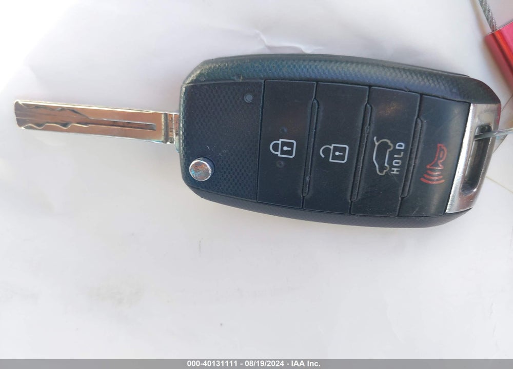 2014 KIA SORENTO LX VIN: 5XYKT3A61EG549812