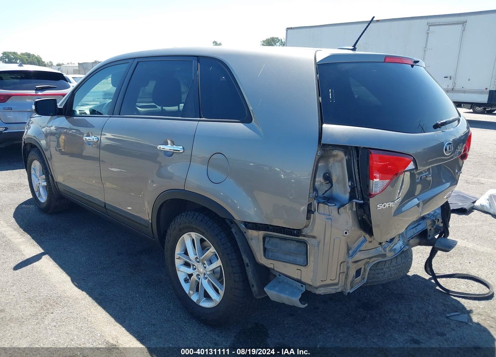 2014 KIA SORENTO LX VIN: 5XYKT3A61EG549812