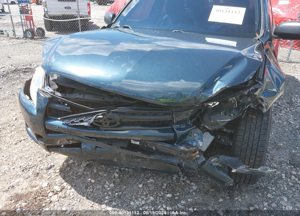 2011 TOYOTA RAV4 VIN: 2T3KF4DV3BW090456